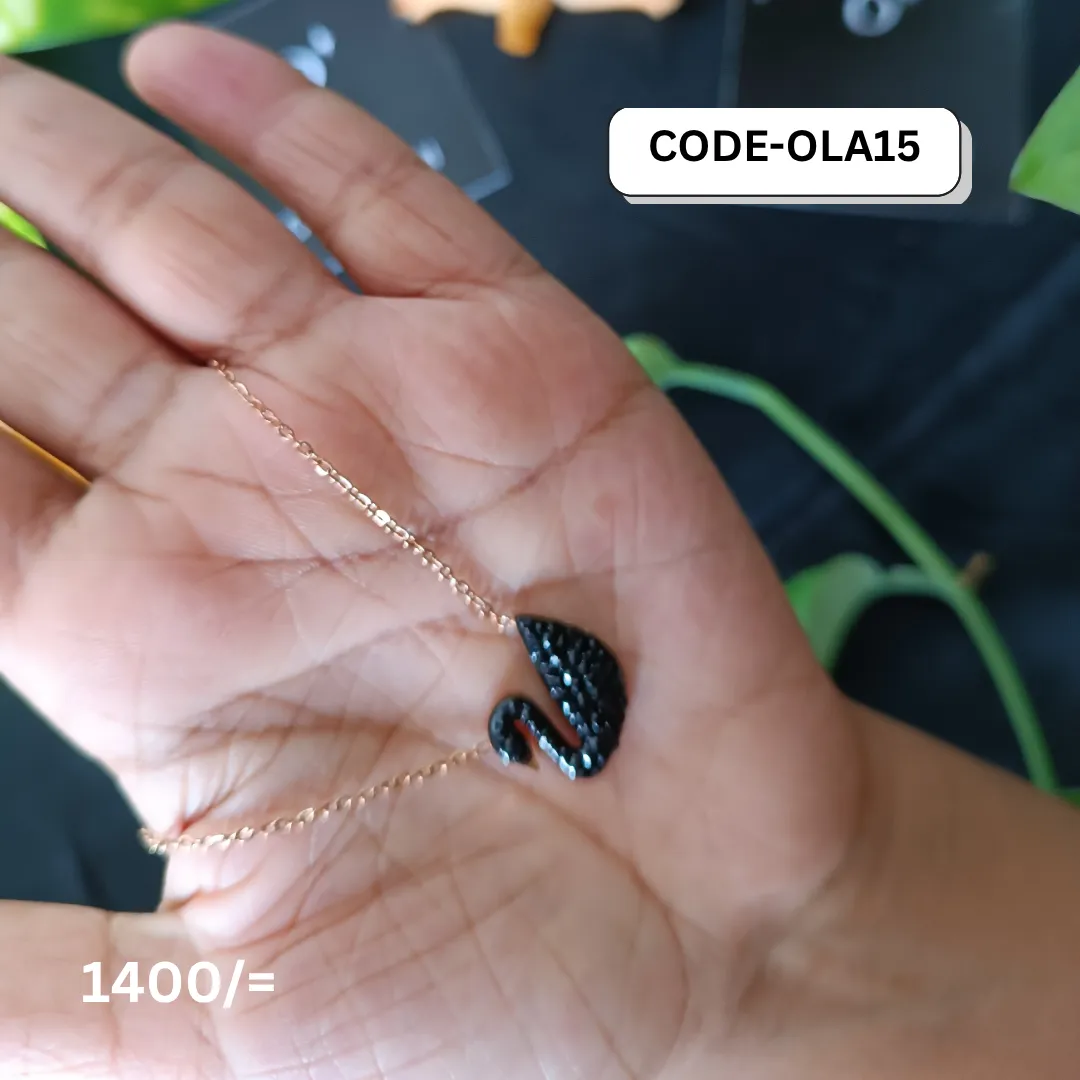 Oro Luchi Elegant Fashion Rose Gold Black Swan Necklace