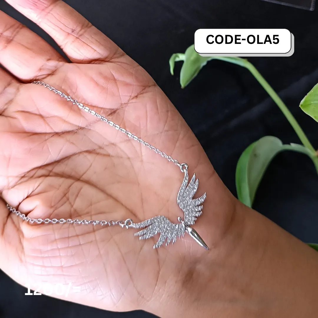 Oro Luchi Angel Wings Silver White Clavicle Chain