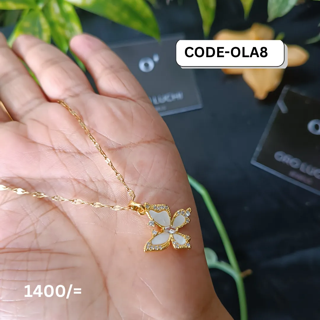 Oro Luchi Non-tarnishing Butterfly Clavicle Chain Necklace