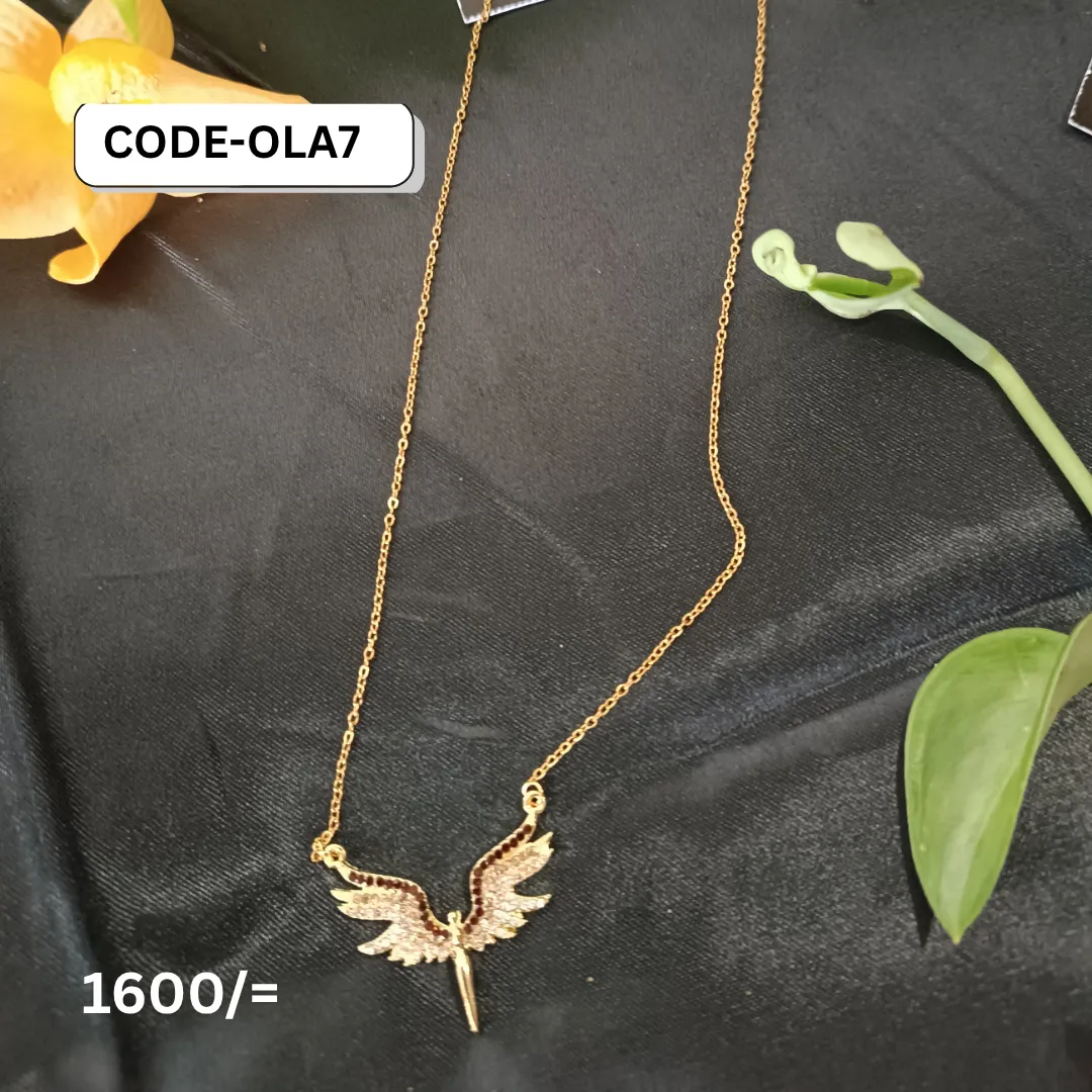 Oro Luchi Angel Wings Gold White Clavicle Chain